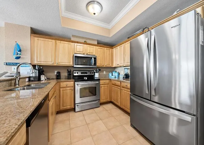 Apartment Crystal Shores West 1105 By Youngs Suncoast