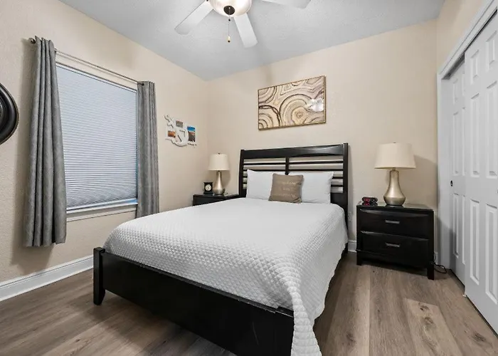 Crystal Shores West 1105 By Youngs Suncoast Apartment Gulf Shores