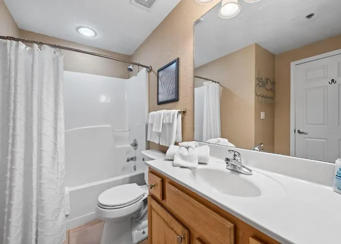 Crystal Shores West 1105 By Youngs Suncoast