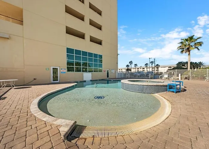 Crystal Shores West 1105 By Youngs Suncoast Apartment